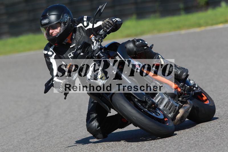 /Archiv-2022/64 19.09.2022.09 Plüss Moto Sport Yamaha Fun Day ADR/Sportfahrer/82